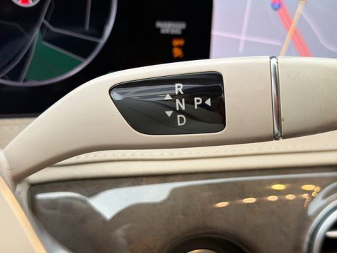 Used 2020 Mercedes-Benz S 560 Sedan image 23