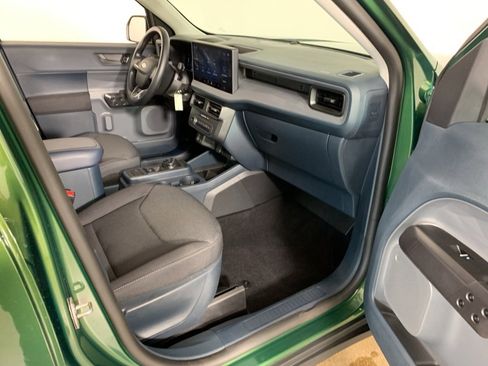 Used 2025 Ford Maverick XL image 34