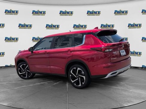 Used 2024 Mitsubishi Outlander SE FWD image 11