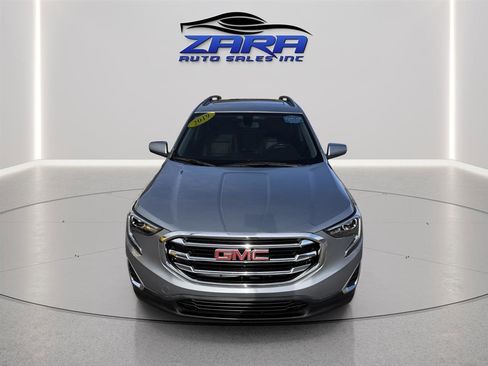 Used 2019 GMC Terrain SLE w/ Driver Convenience Package AWD/4WD image 9