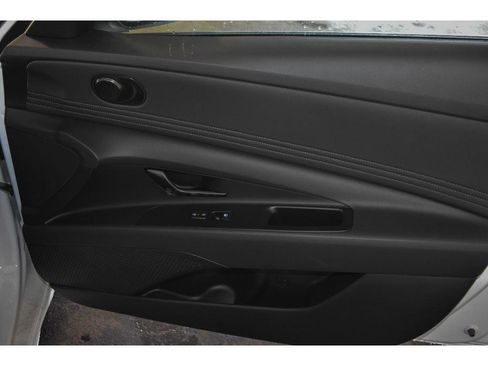 New 2025 Hyundai Elantra Sport image 70