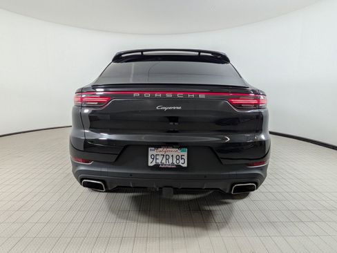 Certified 2023 Porsche Cayenne Platinum Edition AWD/4WD image 10
