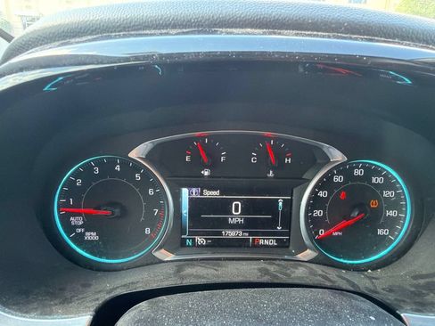 Used 2019 Chevrolet Traverse LT AWD/4WD image 16