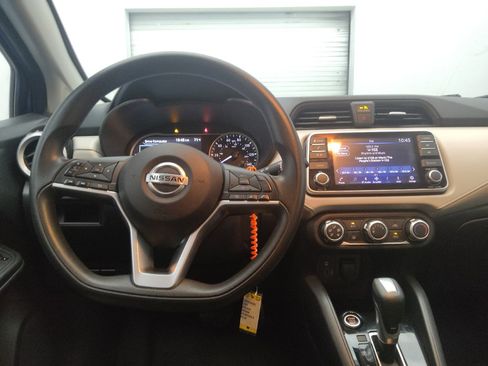 Used 2021 Nissan Versa SV FWD image 22