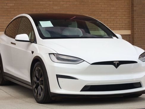 Used 2023 Tesla Model X AWD/4WD image 7