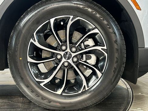 New 2026 Lincoln Nautilus Premier w/ Equipment Group 102A image 24