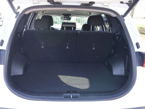 Used 2022 Hyundai Santa Fe SEL Convenience image 6