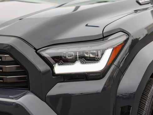 Certified 2025 Toyota 4Runner Platinum AWD/4WD image 28