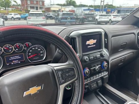 Used 2019 Chevrolet Silverado 1500 LTZ AWD/4WD image 7