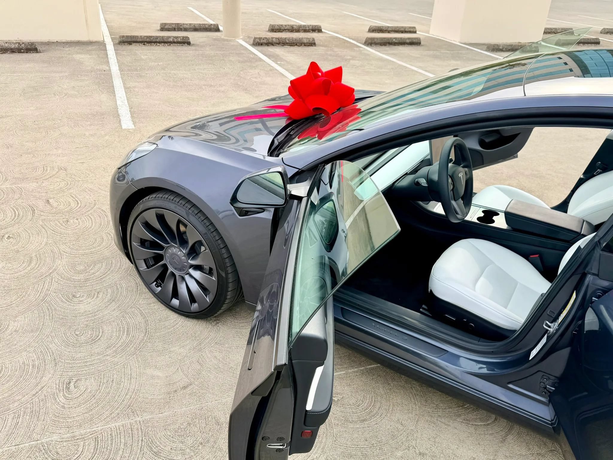 Used 2021 Tesla Model 3 Long Range AWD/4WD image 38