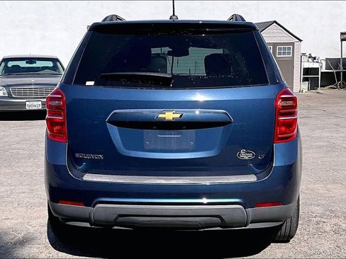 Used 2017 Chevrolet Equinox LT FWD image 5