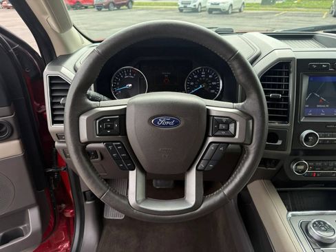 Used 2020 Ford Expedition XLT w/ Equipment Group 202A AWD/4WD image 10
