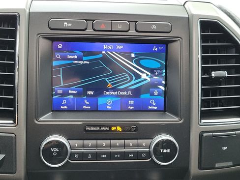 Used 2021 Ford Expedition XLT RWD image 24