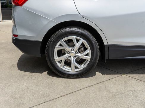 Used 2021 Chevrolet Equinox LT AWD/4WD image 34
