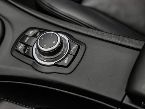 Used 2011 BMW M3 Sedan RWD image 60
