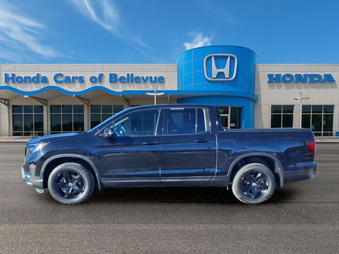 Certified 2021 Honda Ridgeline Black Edition image 2