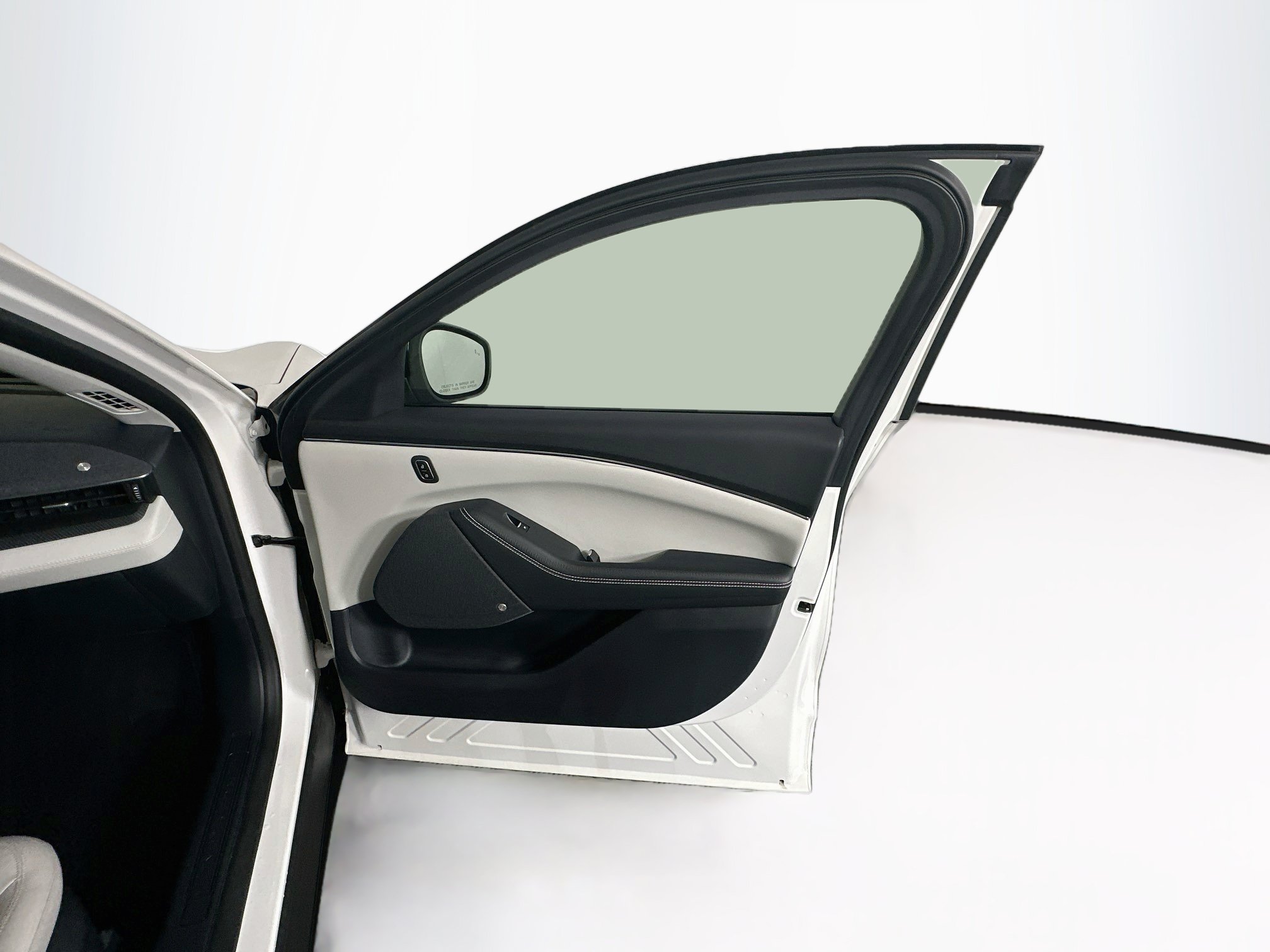 Used 2024 Ford Mustang Mach-E Premium RWD image 31