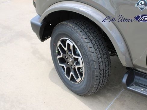New 2026 Ford Bronco Outer Banks AWD/4WD image 5