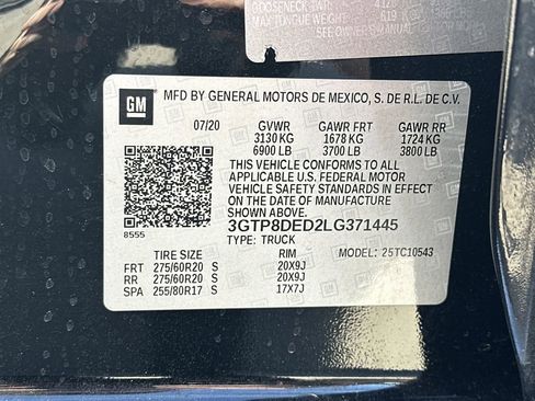 Used 2020 GMC Sierra 1500 SLT image 26