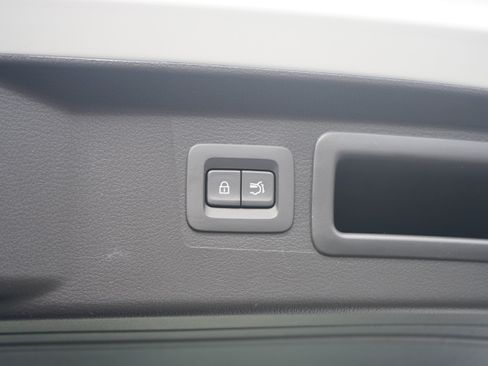 Certified 2025 MAZDA CX-50 AWD 2.5 Hybrid w/ Premium Pkg image 12