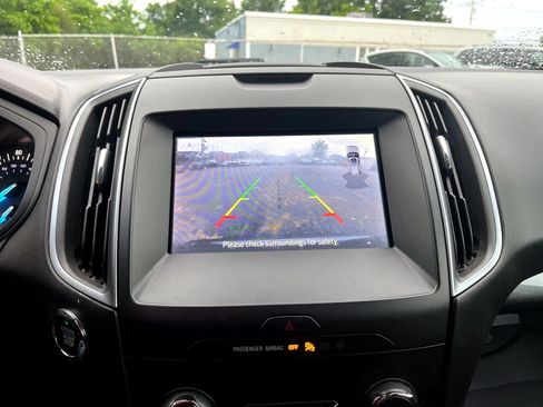 Used 2020 Ford Edge SE AWD/4WD image 22