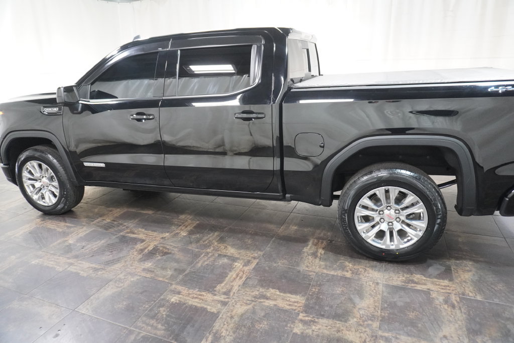 Used 2025 GMC Sierra 1500 Elevation w/ Elevation Premium Package AWD/4WD image 9