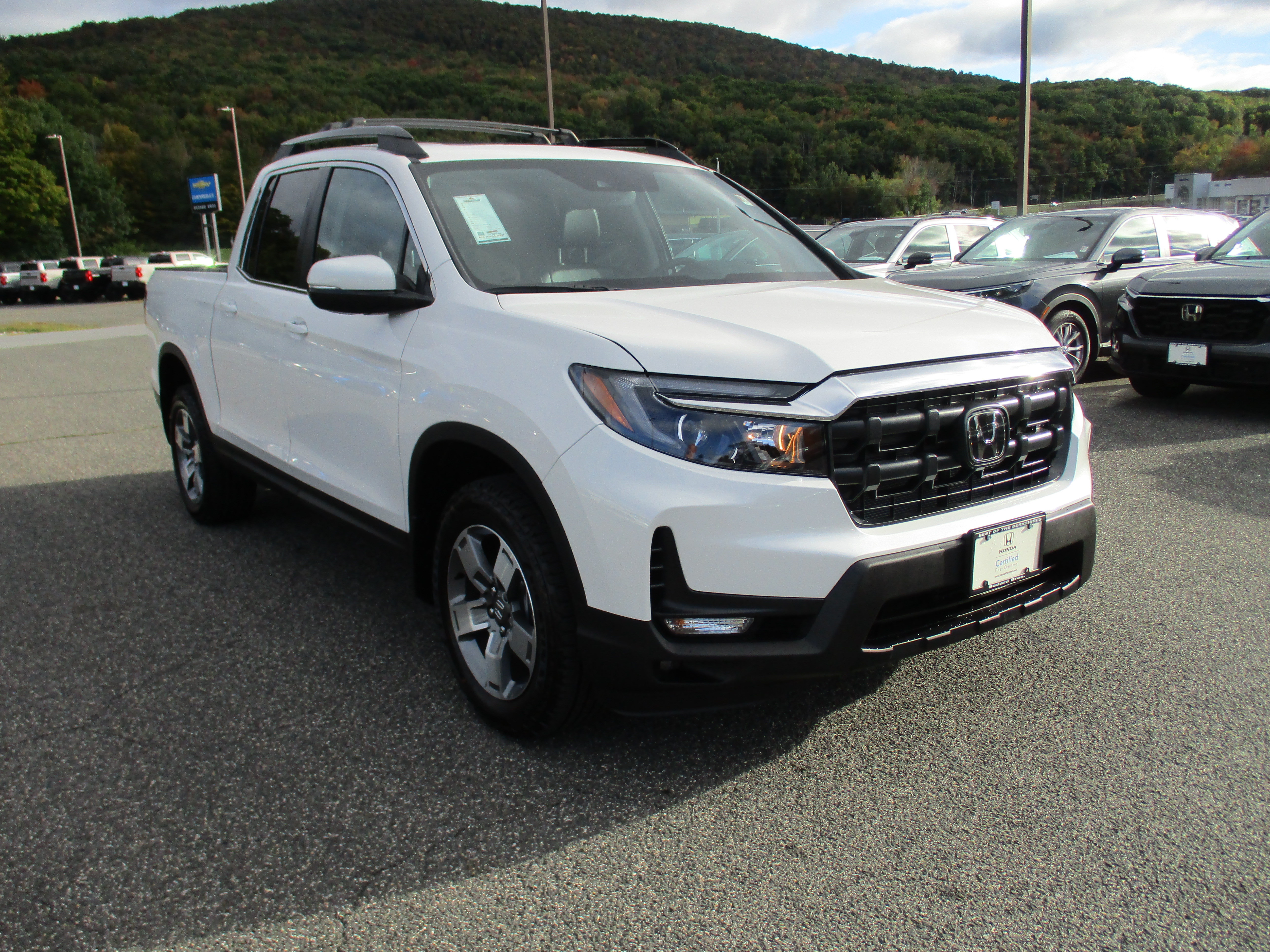 Certified 2026 Honda Ridgeline RTL image 3
