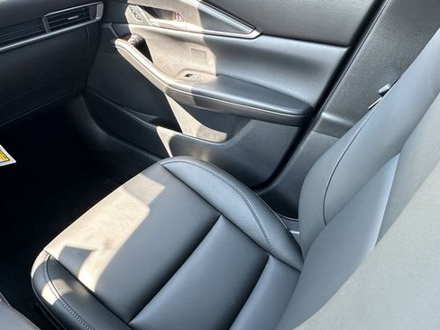 New 2025 MAZDA CX-30 AWD 2.5 S w/ Select Sport Pkg image 13
