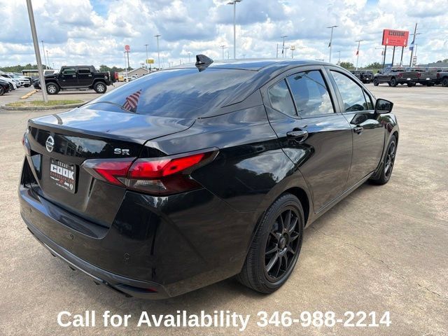 Used 2020 Nissan Versa SR FWD image 6