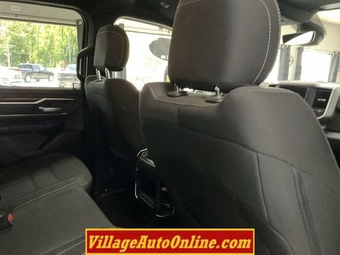 Used 2020 RAM 1500 Big Horn AWD/4WD image 38