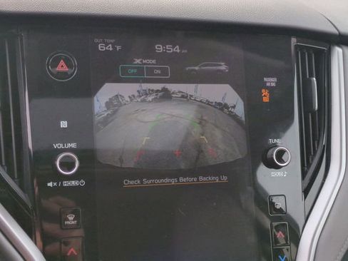 Used 2025 Subaru Outback Premium w/ Popular Package #1A image 27