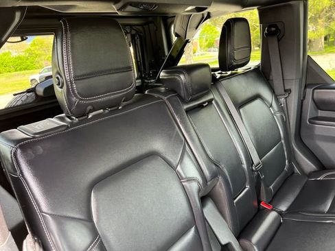 Used 2025 Ford Bronco Outer Banks AWD/4WD image 33