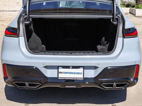 Used 2024 BMW 760i xDrive 760i xDrive w/ Executive Package image 28