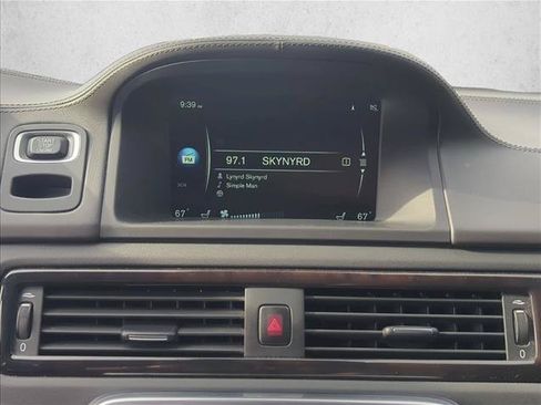 Used 2016 Volvo XC70 T5 Platinum w/ Climate Package FWD image 19