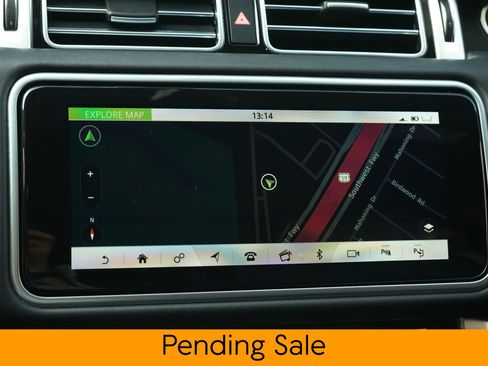 Used 2019 Land Rover Range Rover HSE image 14
