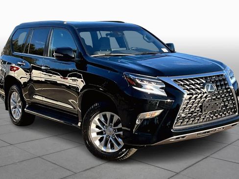 Used 2023 Lexus GX 460 Premium image 3