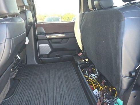 Used 2023 Ford F150 Lariat image 7