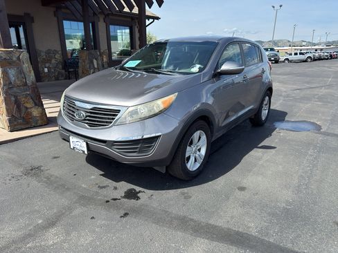 Used 2012 Kia Sportage LX FWD image 2