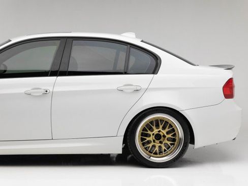 Used 2011 BMW M3 Sedan image 23