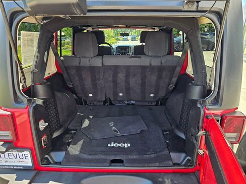Used 2011 Jeep Wrangler Unlimited Sport AWD/4WD image 13