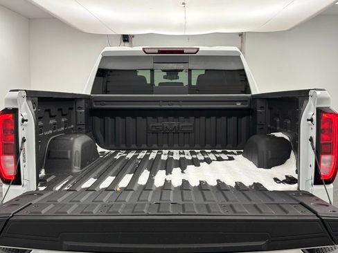 New 2026 GMC Sierra 1500 Elevation image 8