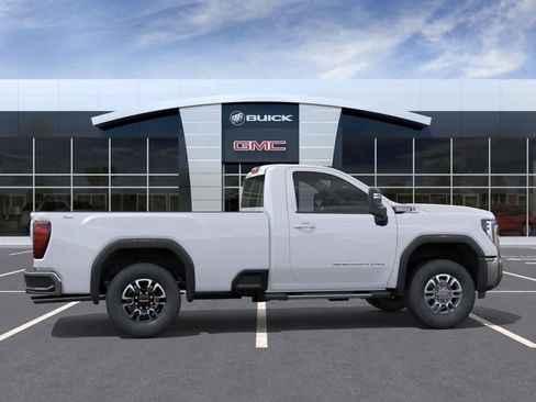 New 2026 GMC Sierra 3500 SLE image 5