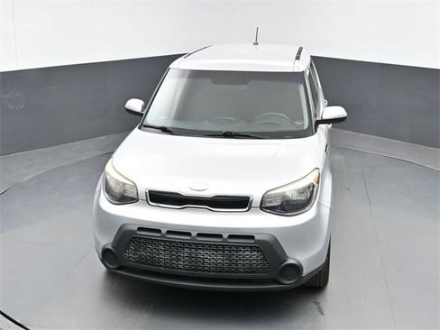 Used 2014 Kia Soul + image 14