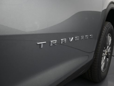 New 2026 Chevrolet Traverse LT FWD image 39