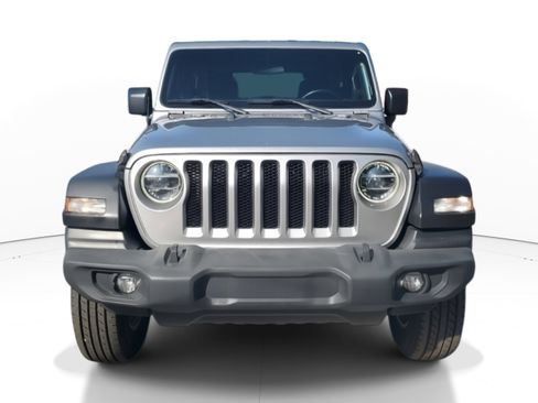 Used 2021 Jeep Wrangler Sport S image 2