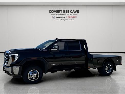 New 2026 GMC Sierra 3500 SLE w/ SLE Convenience Package image 4