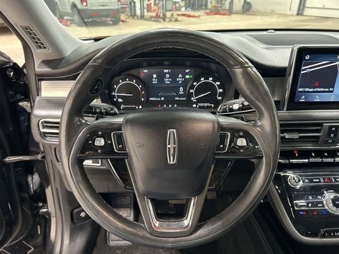 Certified 2022 Lincoln Corsair AWD w/ Premium Package image 13