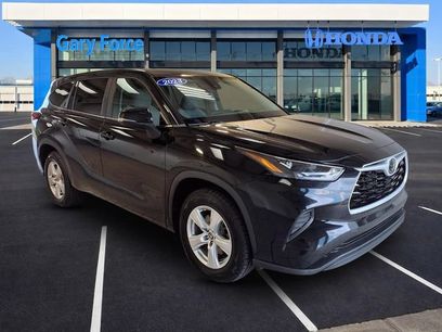 Used 2023 Toyota Highlander L