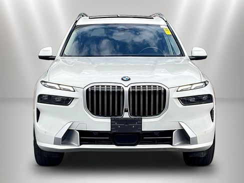 Used 2023 BMW X7 xDrive40i AWD/4WD image 2