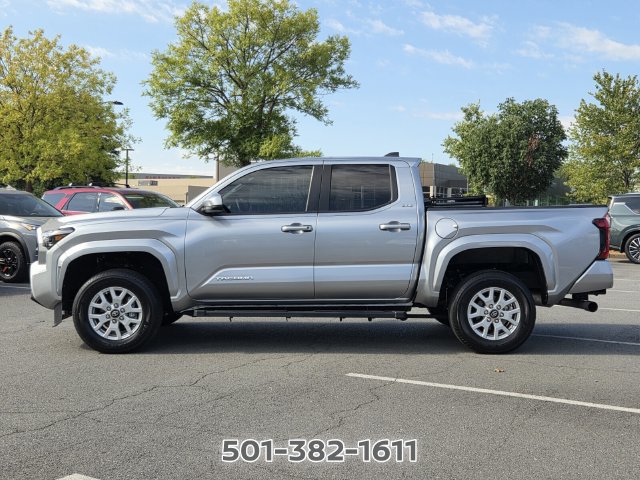 Used 2024 Toyota Tacoma SR5 RWD image 2